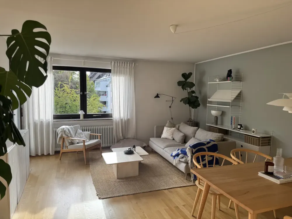 Nachmieter gesucht: 2-Zimmer-Wohnung mit Balkon in Schwabing