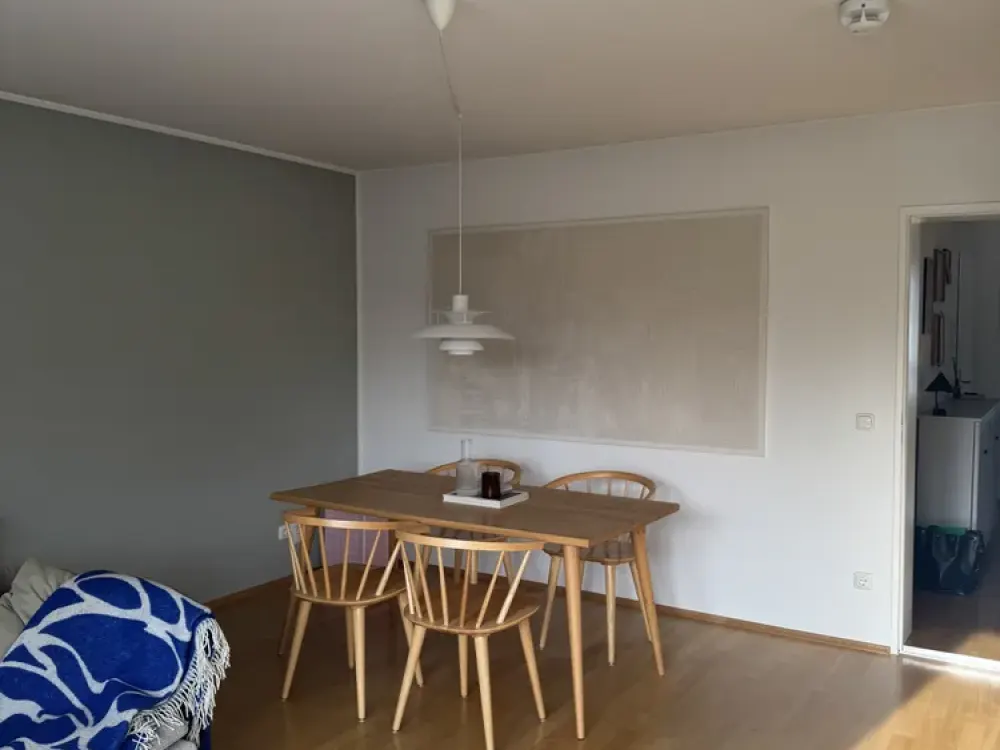 Nachmieter gesucht: 2-Zimmer-Wohnung mit Balkon in Schwabing