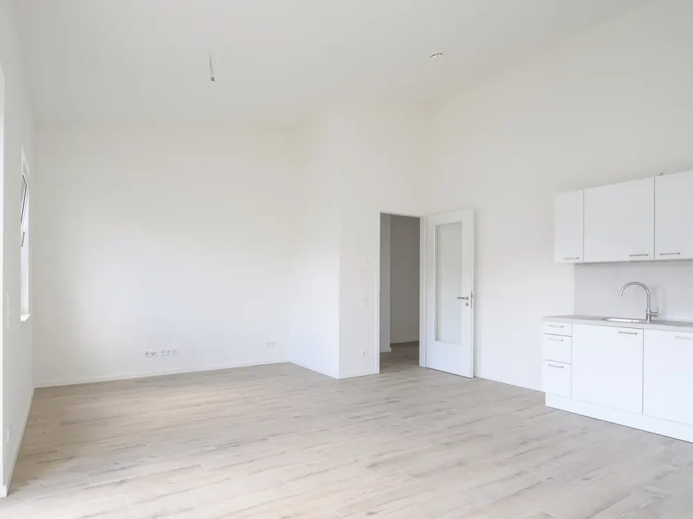 2-Zimmer-Dachgeschosswohnung+++ Kann zu einer 3 Zimmerwohnung gemacht werden!