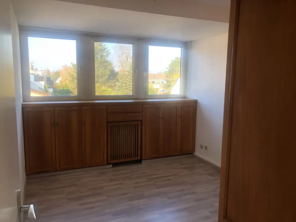 3 - ZIMMER WOHNUNG IN VOLMERSWERTH VON PRIVAT