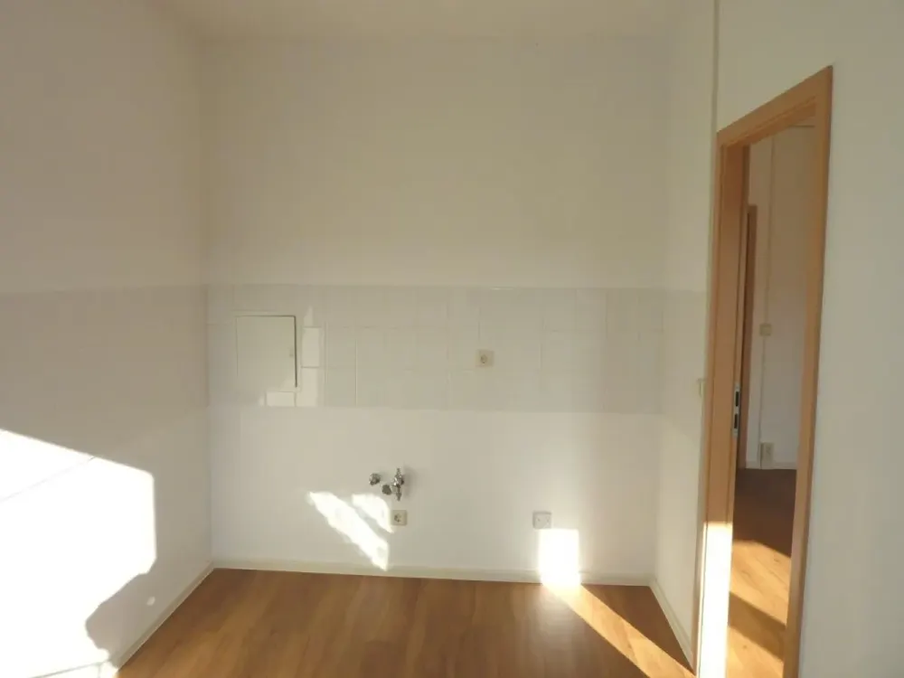 2-room apartment with balcony near the lake