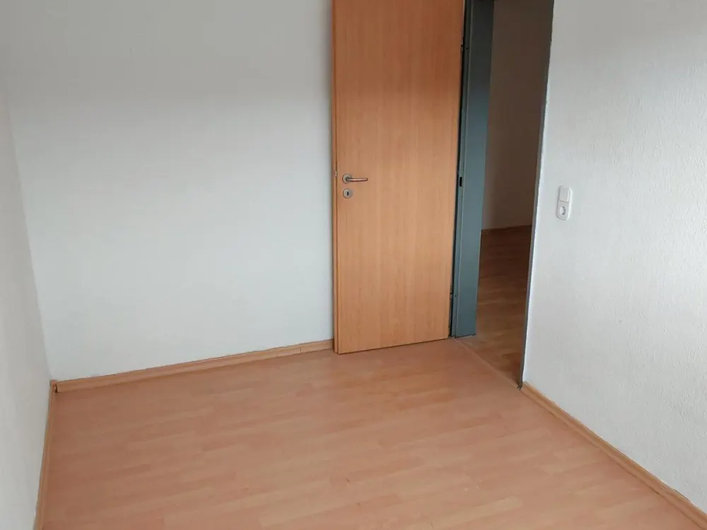Charmante 3 Zimmer Wohnung mit Balkon in OHZ zu vermieten
