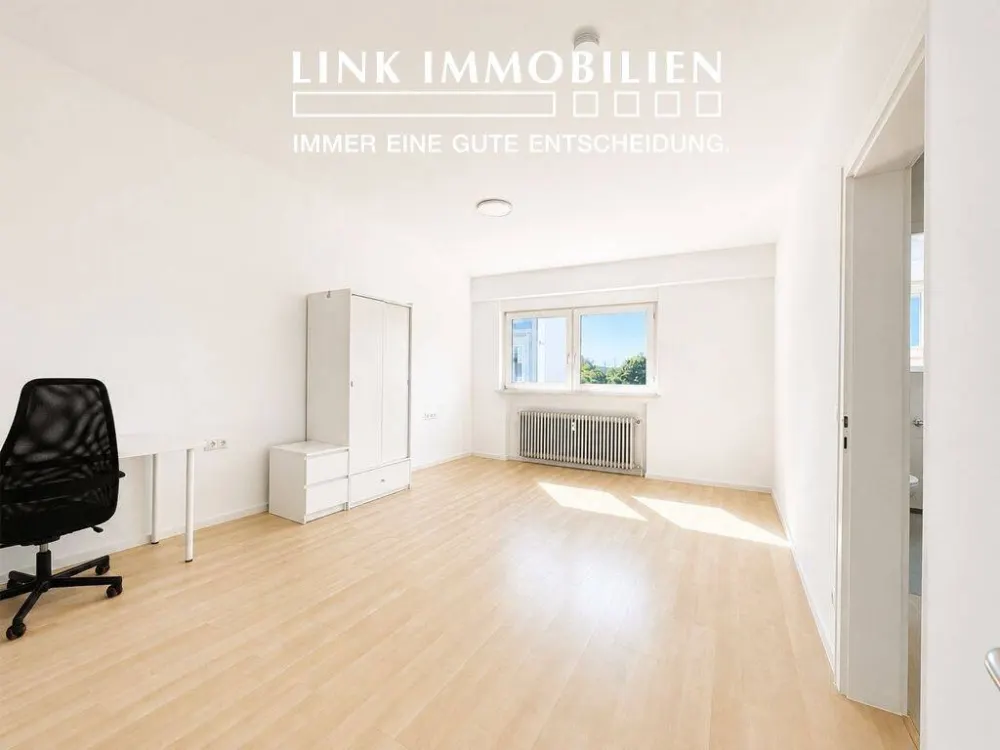 Großes, helles Zimmer in WG in S-Mühlhausen
