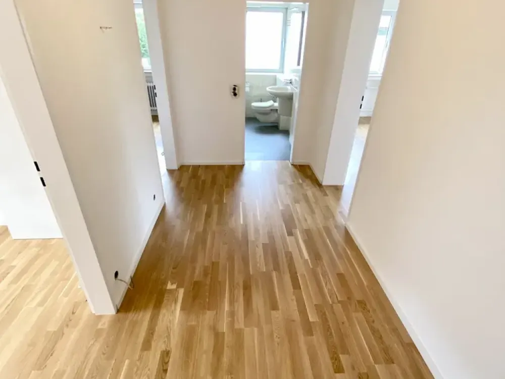 Exklusive und moderne 3-Zimmer-Wohnung mit großen Balkon zentral in Monheim