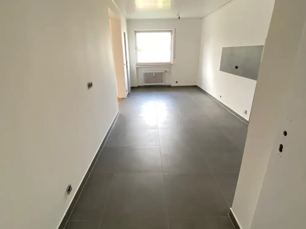 Exklusive und moderne 3-Zimmer-Wohnung mit großen Balkon zentral in Monheim
