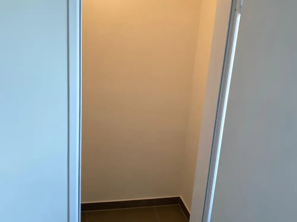 Exklusive und moderne 3-Zimmer-Wohnung mit großen Balkon zentral in Monheim