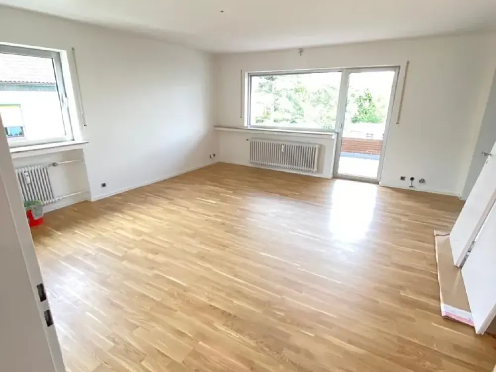 Exklusive und moderne 3-Zimmer-Wohnung mit großen Balkon zentral in Monheim