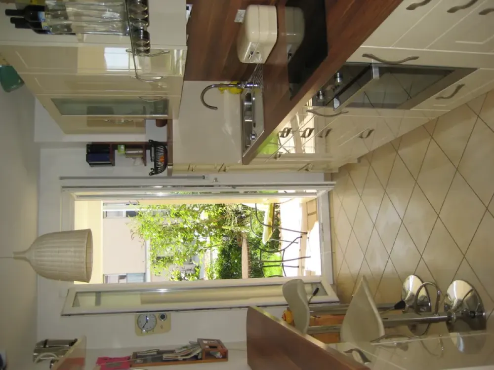 Wohnen mit Charakter: Elegante 3-Zimmer-Wohnung am Hirschgarten
