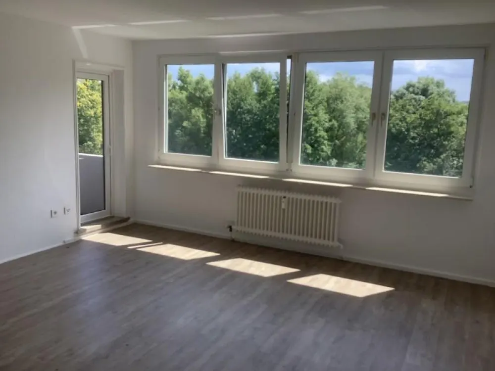 Your Future - Your Apartment: Spacious 3-Room Apartment