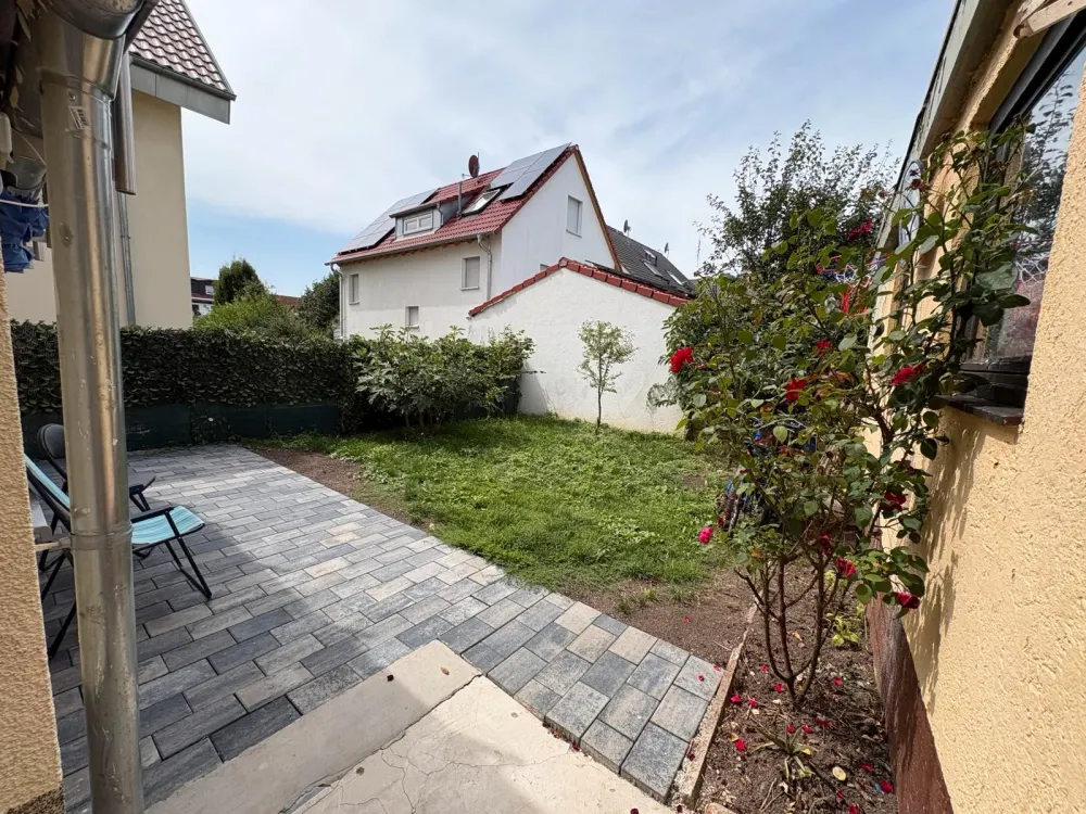 2 Zimmerwohnung in Leonberg mit schönem Garten und terasse