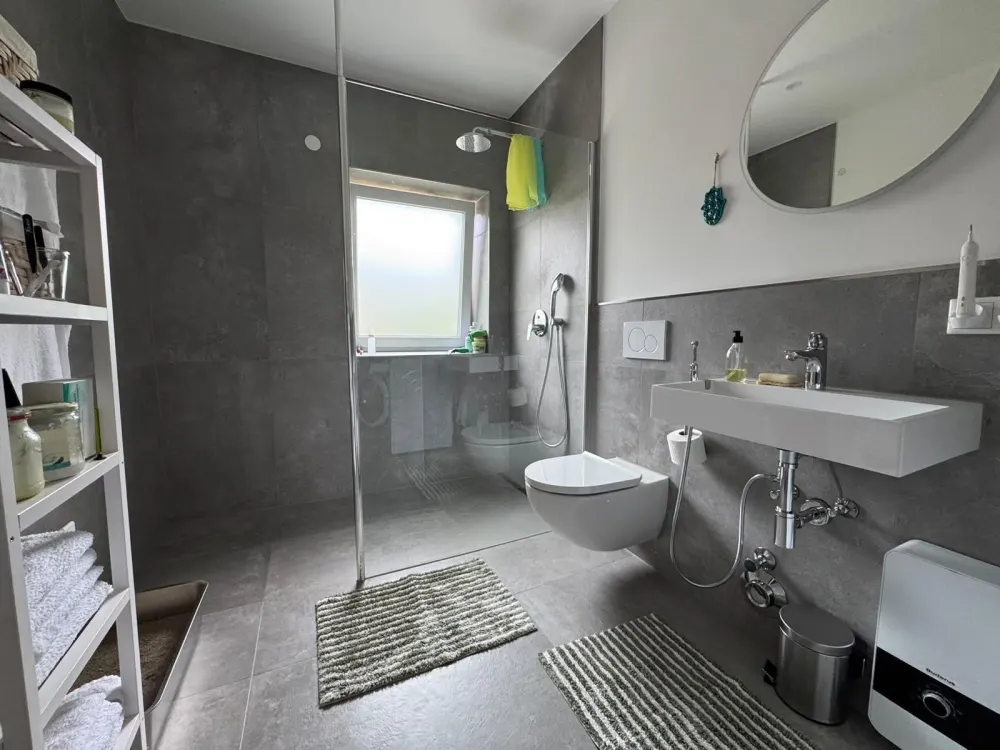 Neuwertige 2-Zimmer Terrassen Wohnung