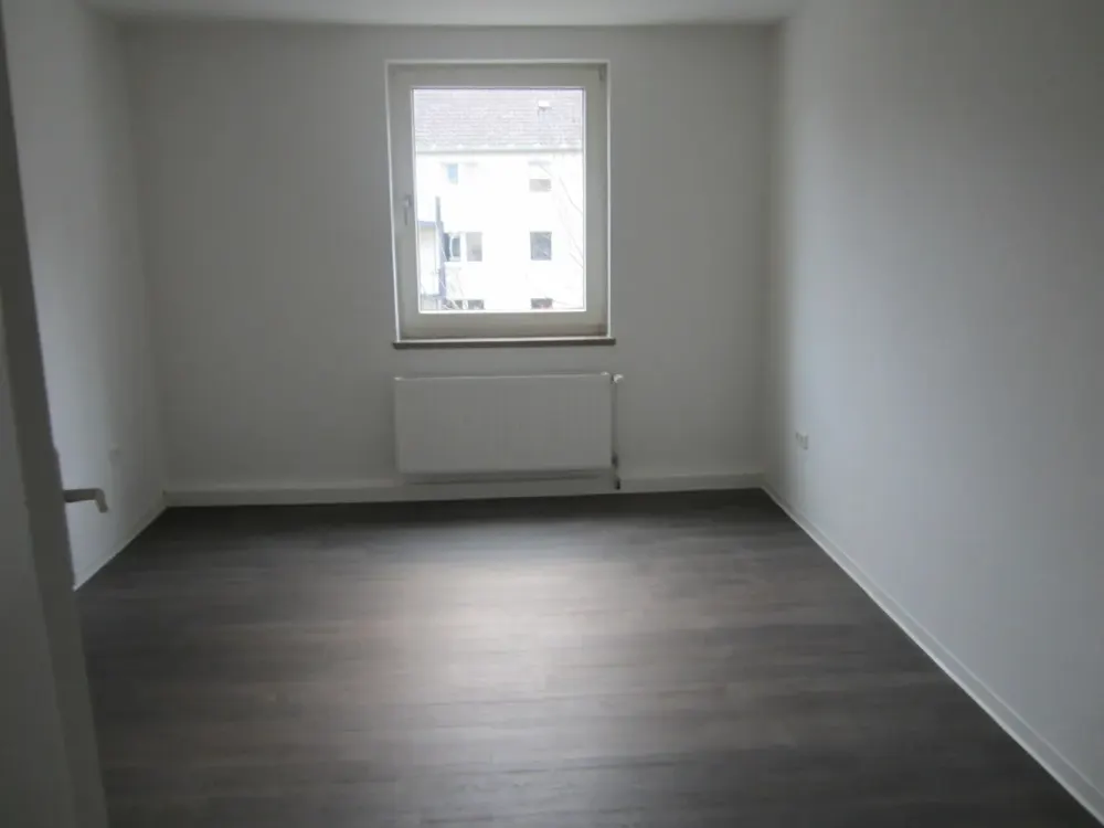 Welcome Home: Affordable 3-Room Apartment