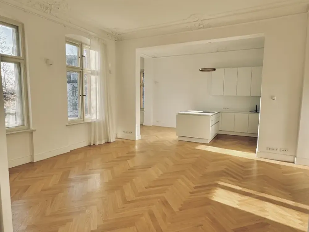 Luxuriöse 4-Zimmer-Wohnung mit teilgewerblicher Nutzung