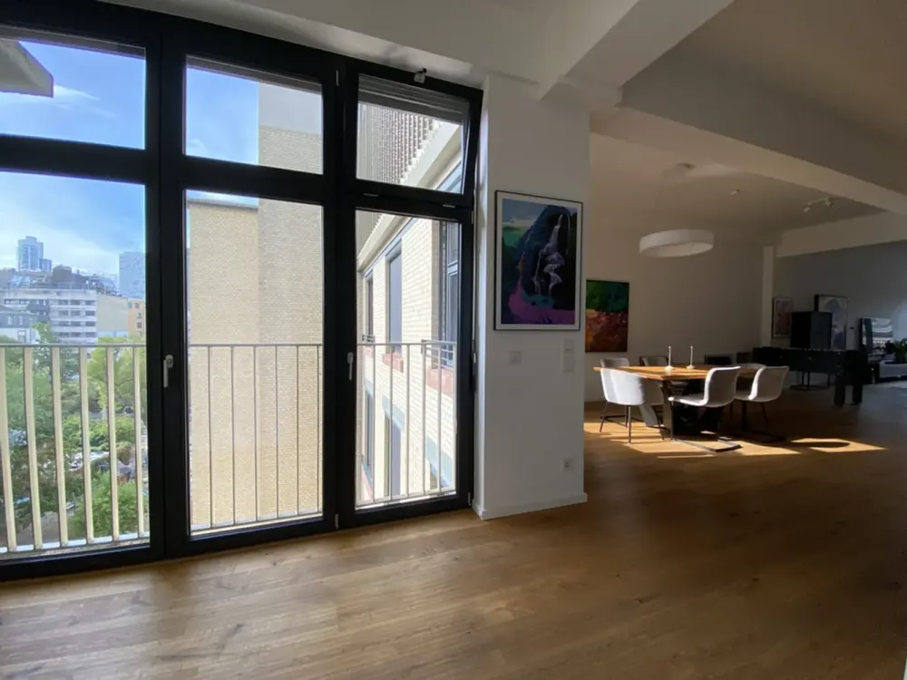 Moderne 4-Zimmer Wohnung im KaiserYard