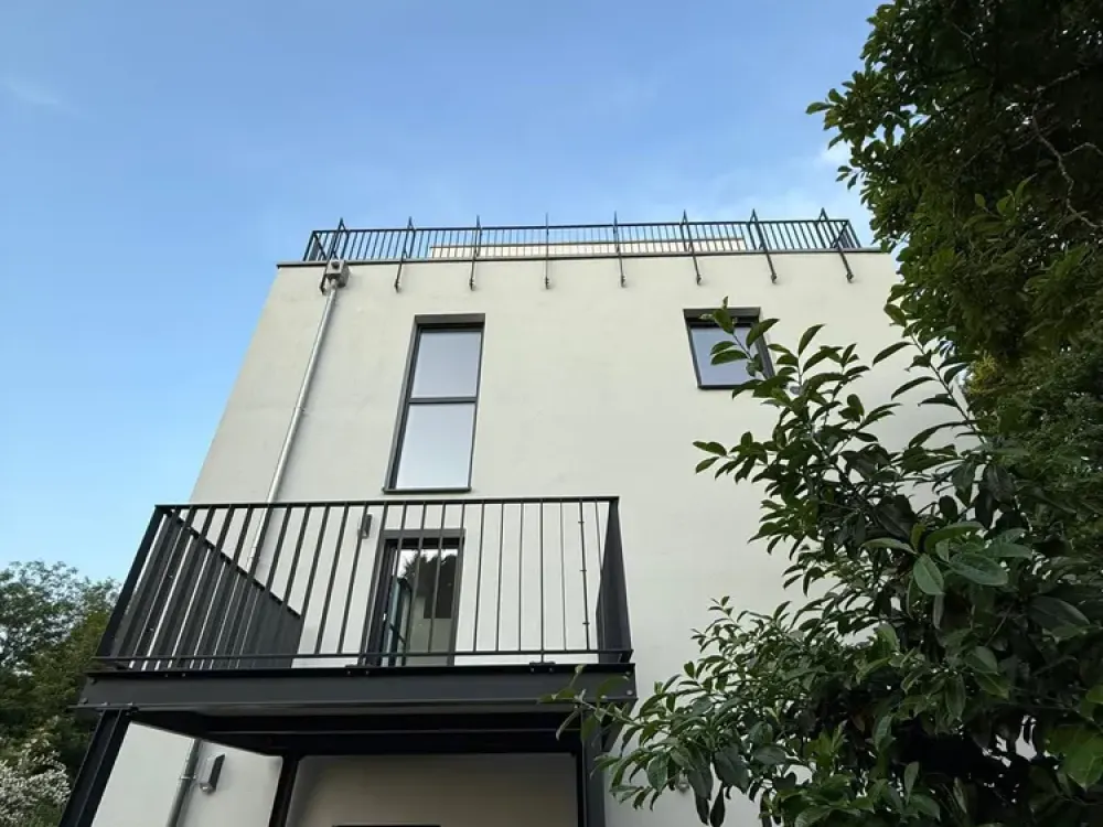 Spektakuläre 5 Zimmerwohnung mit gigantischer Aussicht und echtem Penthouse in bester Wohnlage