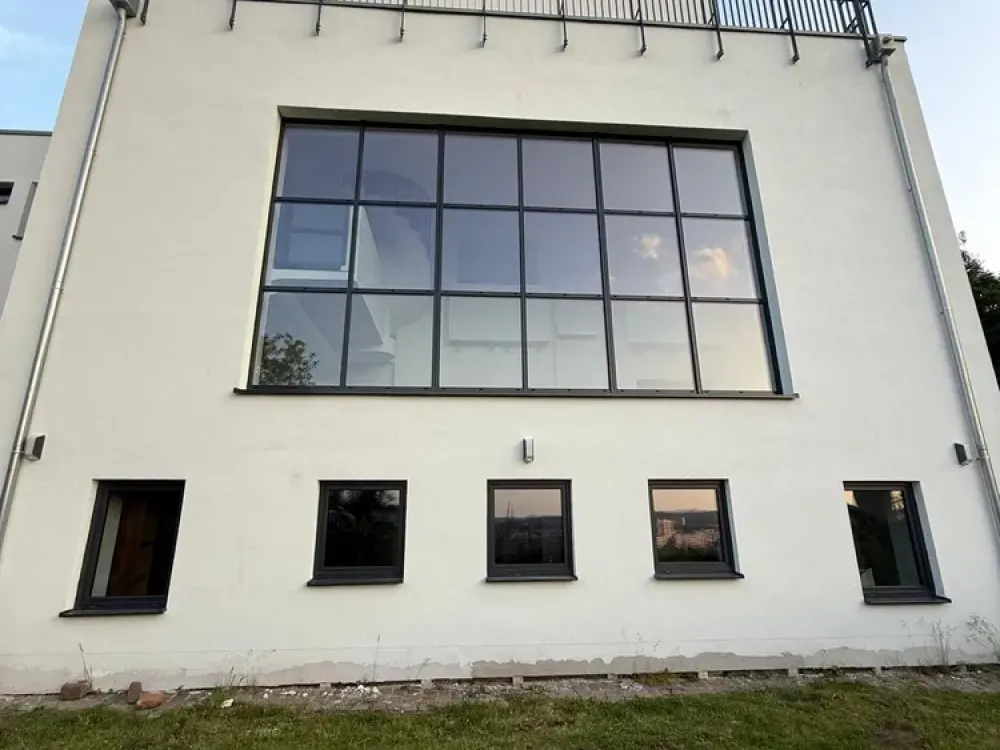 Spektakuläre 5 Zimmerwohnung mit gigantischer Aussicht und echtem Penthouse in bester Wohnlage