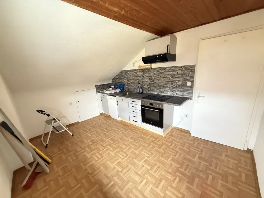 Modernisierte 2-Zimmer-Wohnung in Weiler z. Stein