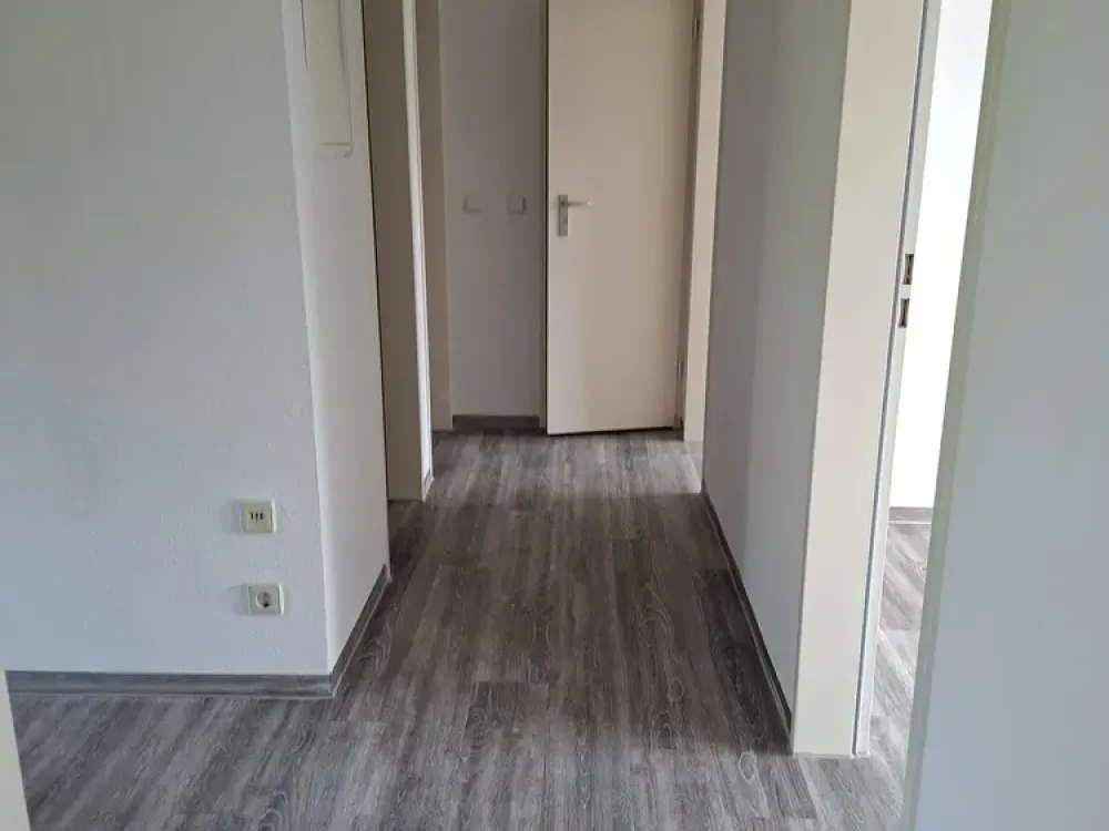 Schöne, helle 4-Zimmer-Wohnung mit großem Balkon