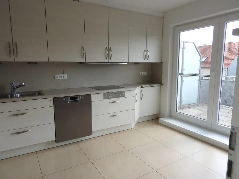 Traumhafte 3-Zimmerwohnung mit 24 qm Terrasse und Blick auf die Dachauer Altstadt
