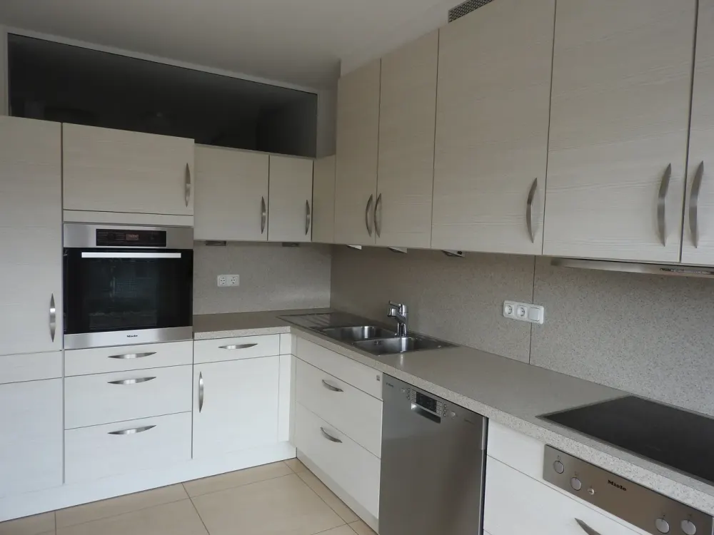 Traumhafte 3-Zimmerwohnung mit 24 qm Terrasse und Blick auf die Dachauer Altstadt