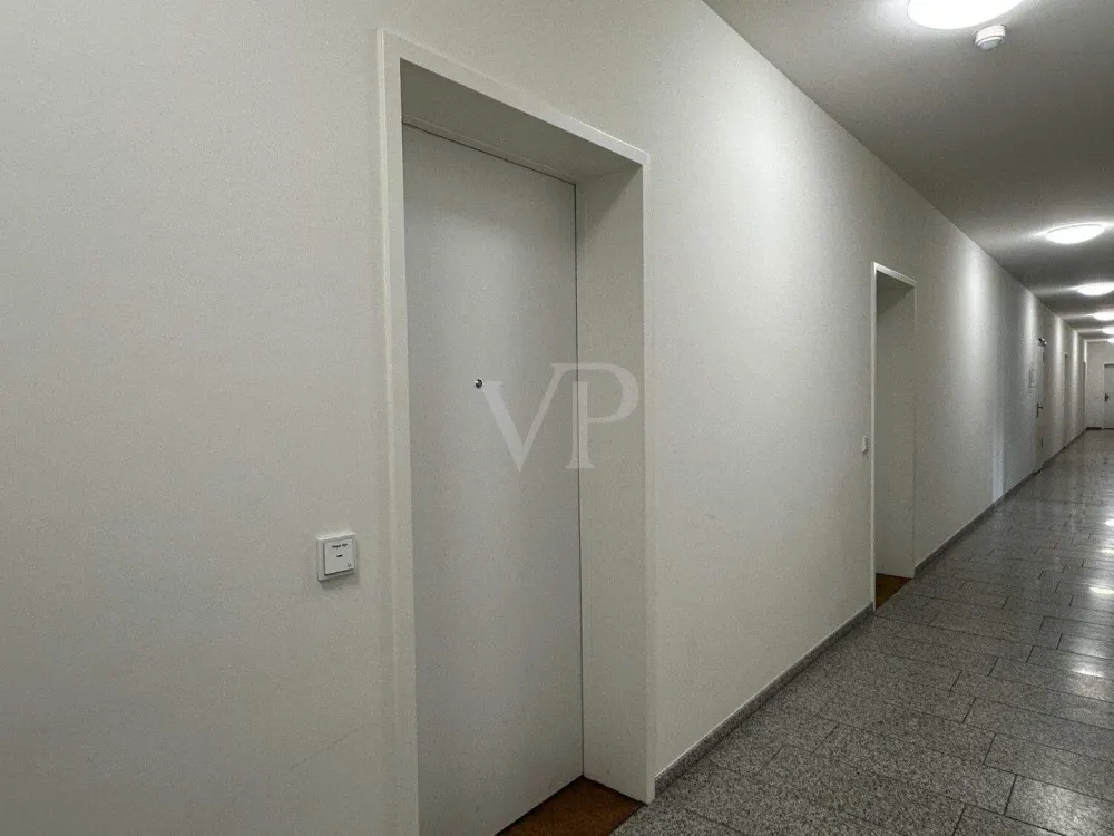 Geräumige Einraumwohnung mit eigener Terrasse in der Residenz am Zwinger