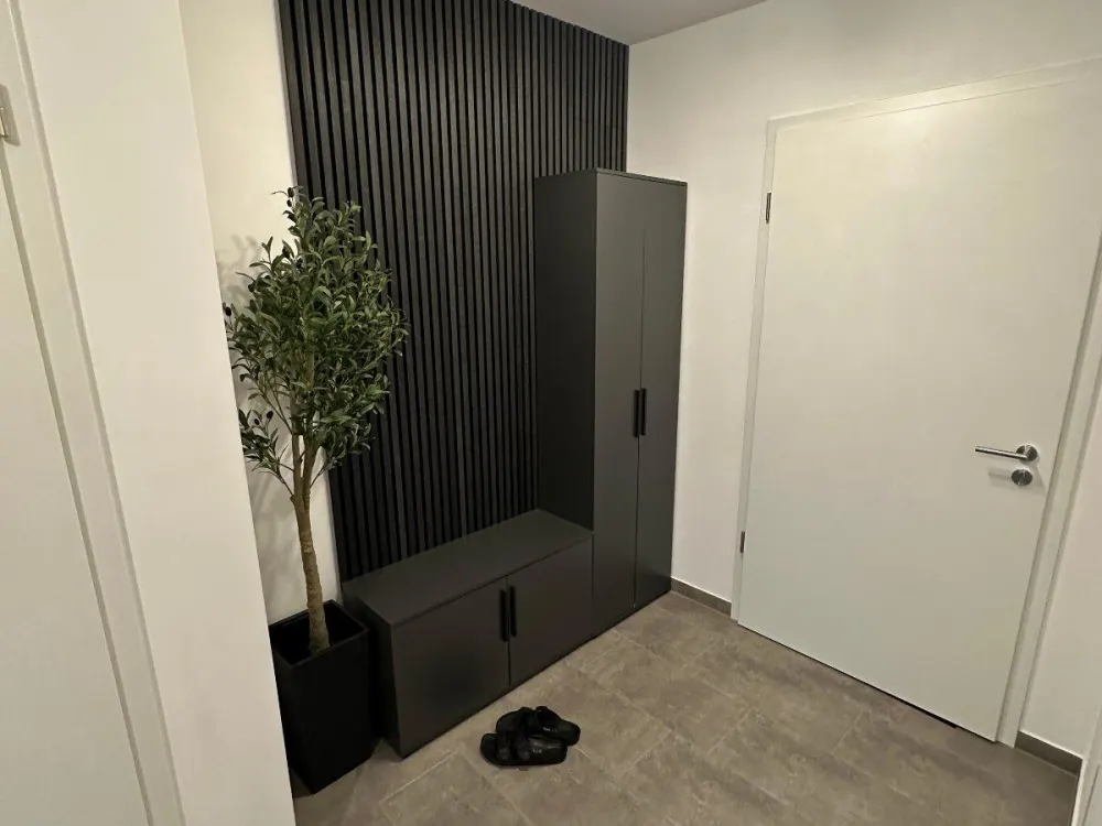 Modern and Bright 2-Room Apartment in Sennelager, Early Move-In