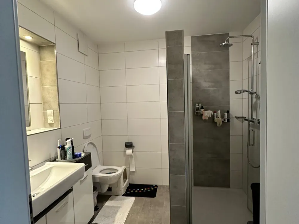 Modern and Bright 2-Room Apartment in Sennelager, Early Move-In