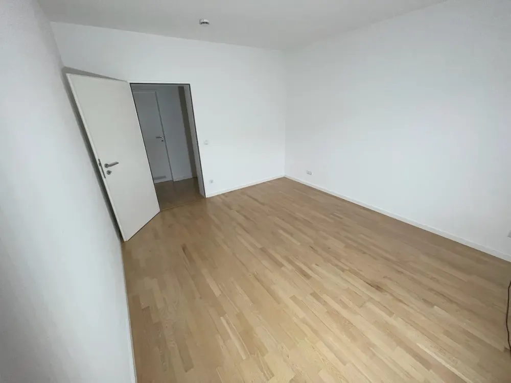 Großzügige 3-Zimmer-Wohnung mit Südbalkon & neuer Küche - hervorragende S-Bahn-Anbindung - renoviert