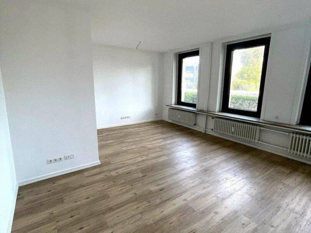 3-Zimmer-Wohnung mit Balkon - Erstbezug nach Kernsanierung in Hamburg-Eppendorf