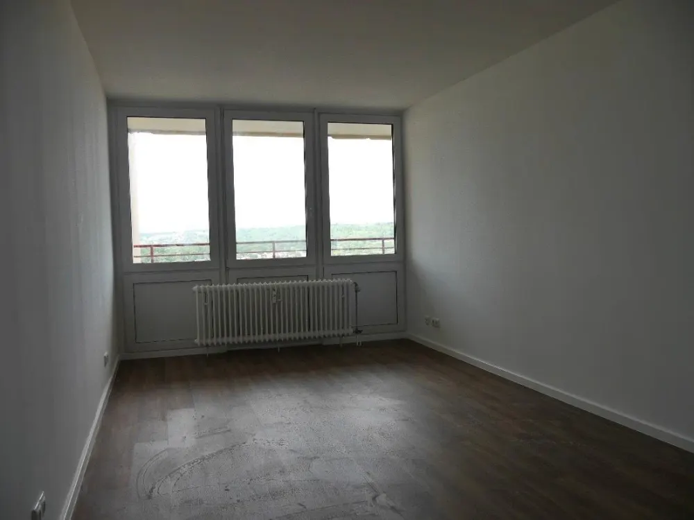 Schöne 2-Zim-Whng mit Balkon in Maintal-Bischofsheim zu vermieten