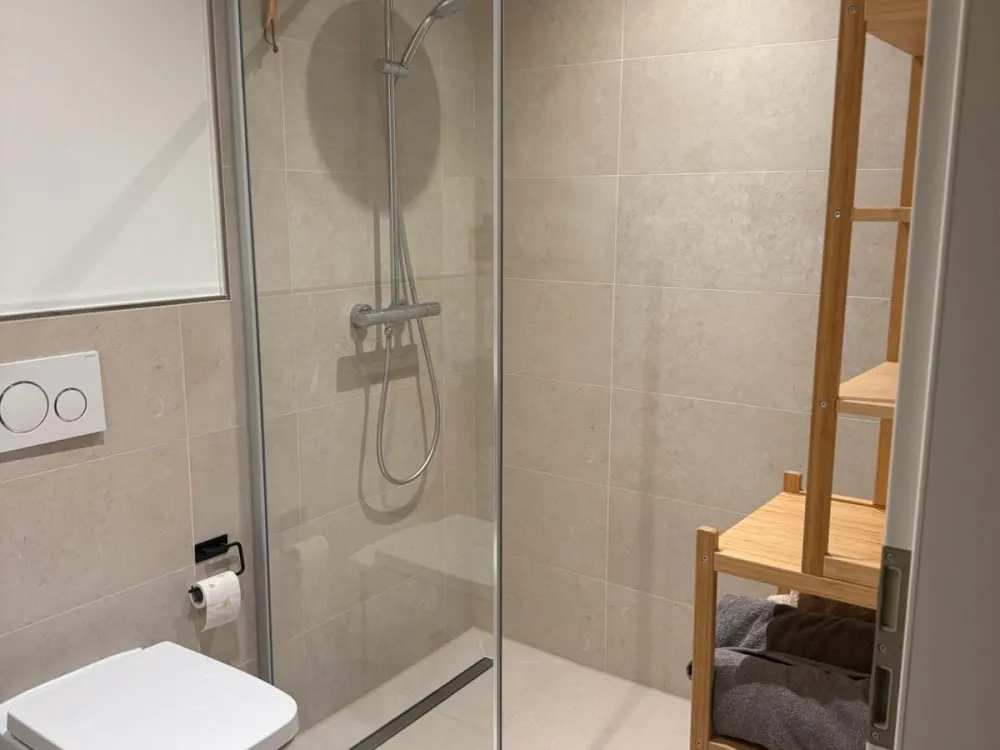 2 Zimmer Südvorstadt Penthouse Balkon EBK - ab 01.11.26