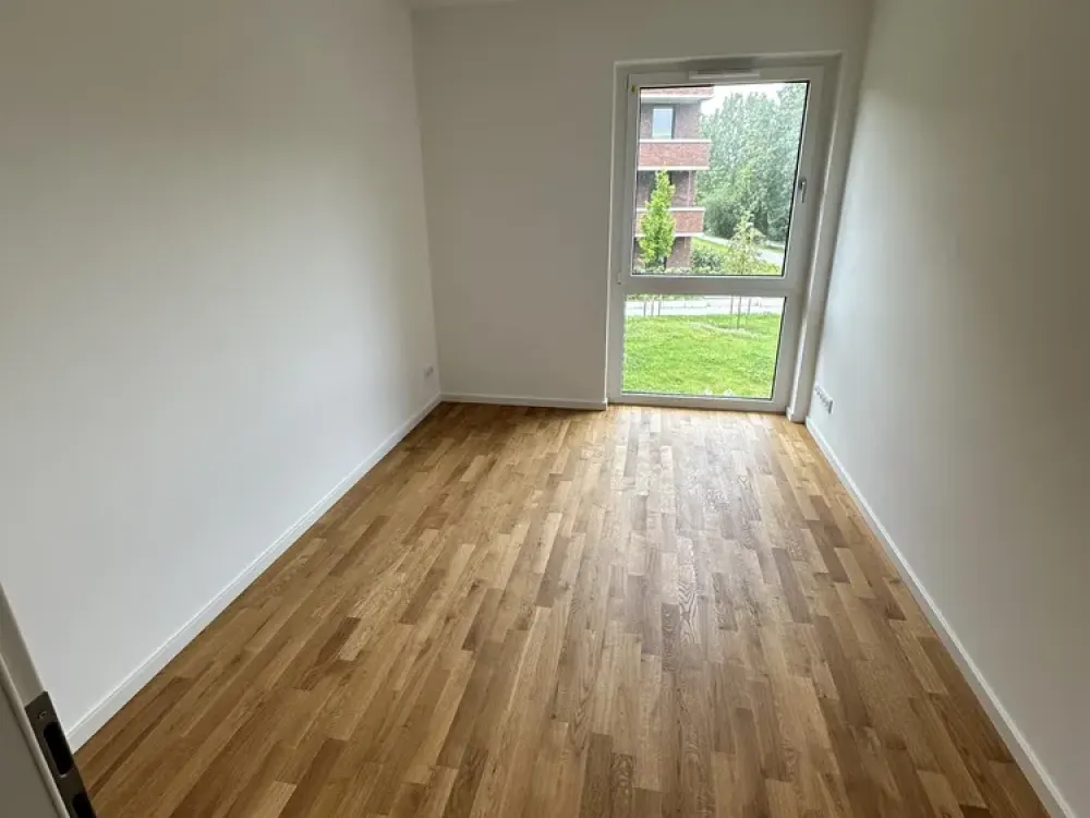 Leben am Wasser in extravaganter Lage - Imposante 4-Zimmer-Wohnung mit direktem Wasserblick