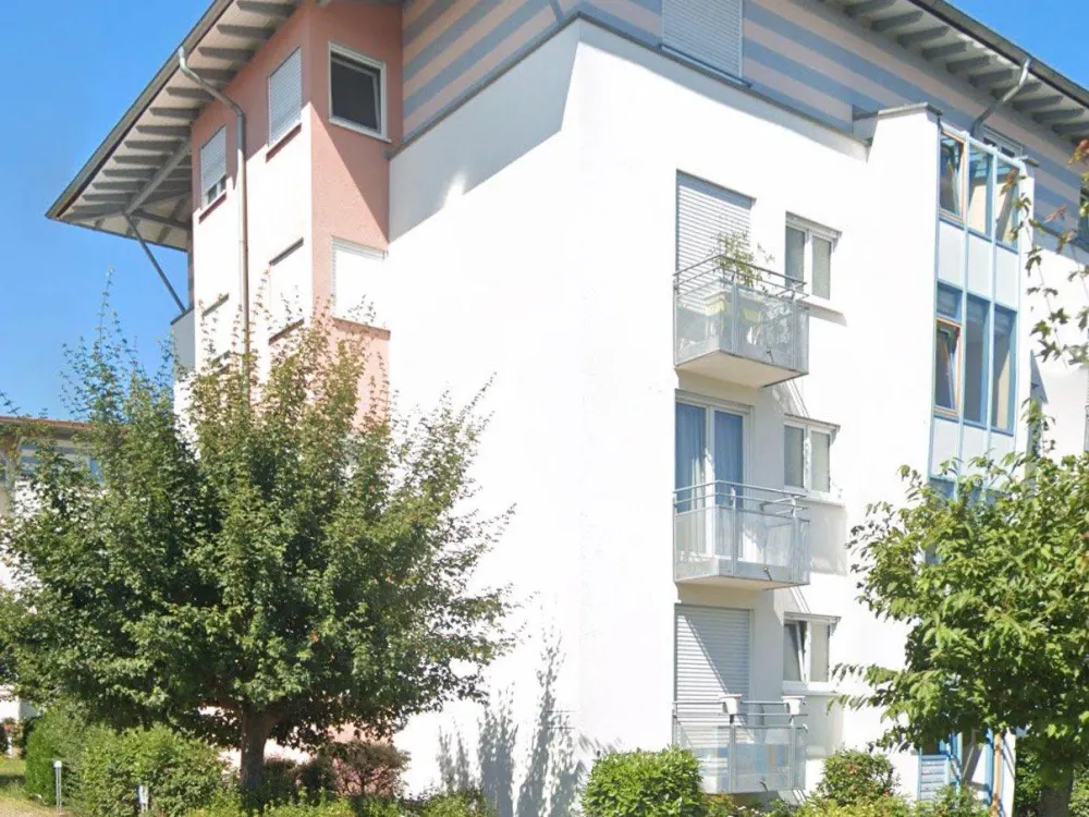 +++Helle 3-Zimmer-Wohnung mit Balkon und neuem Laminat+++