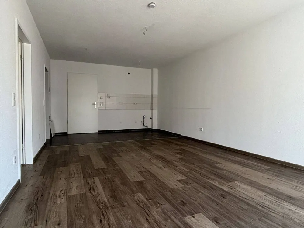 Neuwertige 2 Zimmer Wohnung mit Balkon!