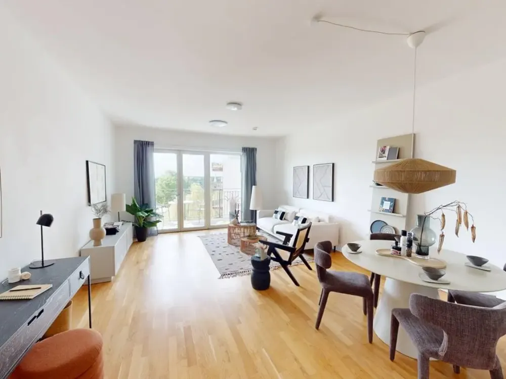 Exclusive 3-Room Apartment with Balcony & Two Bathrooms in Prime Location