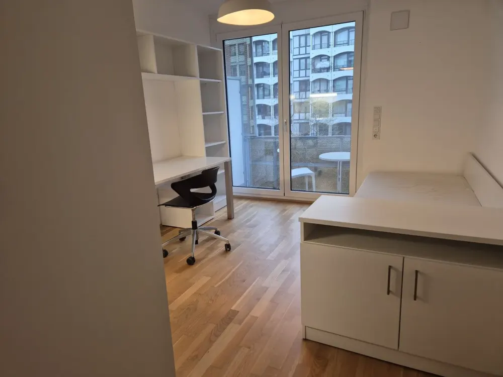 Ruhiges und möbliertes 1-Zimmer-Apartment in Bogenhausen - Immatrikulationsbescheinigung notwendig!