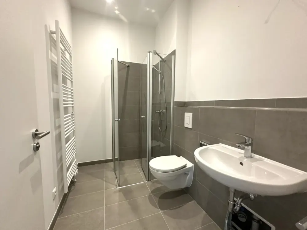 2 Rooms | Balcony | Renovated Old Building, Living in Zentrum-Ost | Optional with Fitted Kitchen