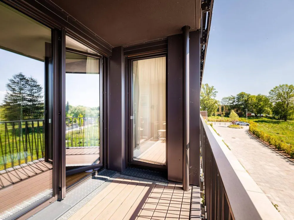 Exklusiver Erstbezug mit Elbblick in Dresdens Toplage