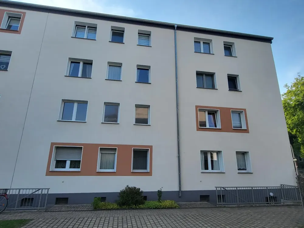 Modernisierte 2-Zimmer-Genossenschaftswohnung in Wanheimerort mit Starterrabatt