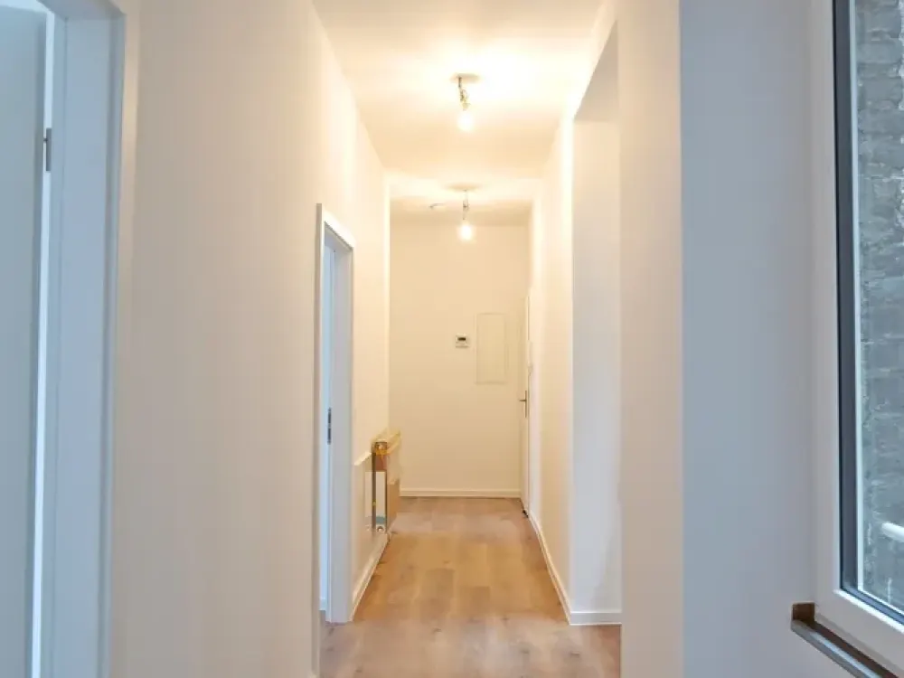 Sanierte 3-Zimmerwohnung mit hohen Decken im Agnesviertel!