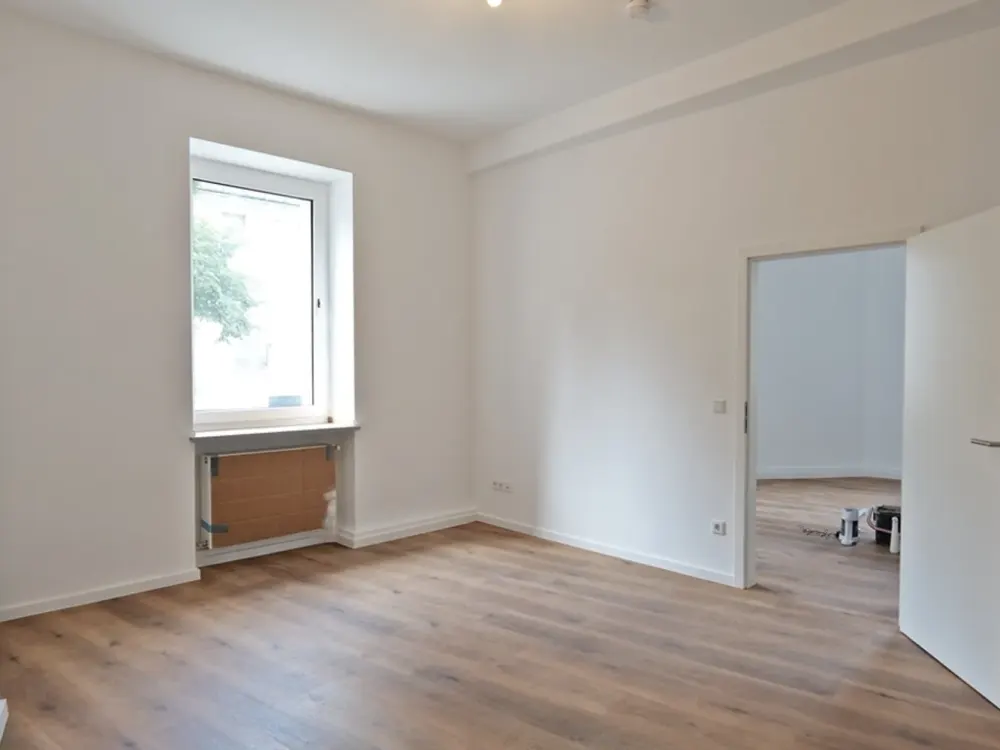 Sanierte 3-Zimmerwohnung mit hohen Decken im Agnesviertel!