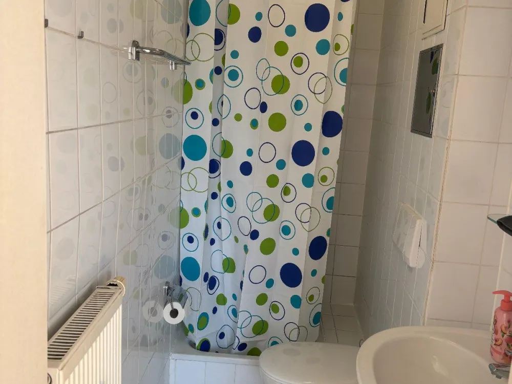 Möbliertes Dachgeschoss-Appartement im Zentrum von Dietzenbach