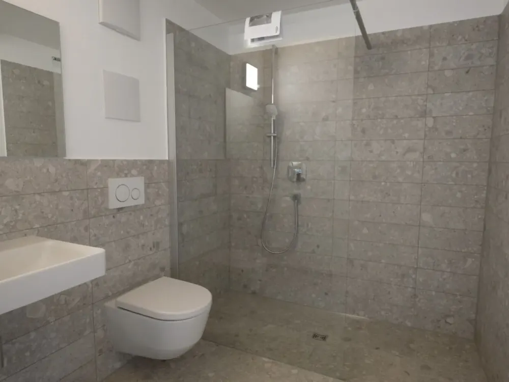 Schlichtes 2-Zimmer-Apartment mit Garten in Stuttgart-Schwabstraße