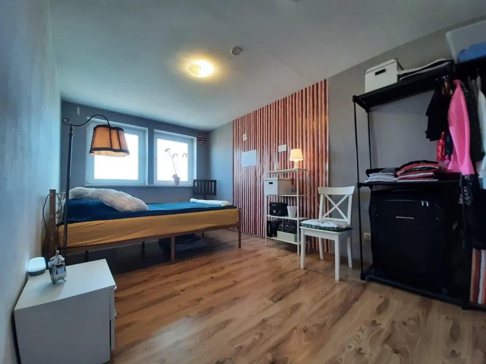 BILM im Grünen großzügige 76qm 2-Zimmer Dachgeschosswohnung