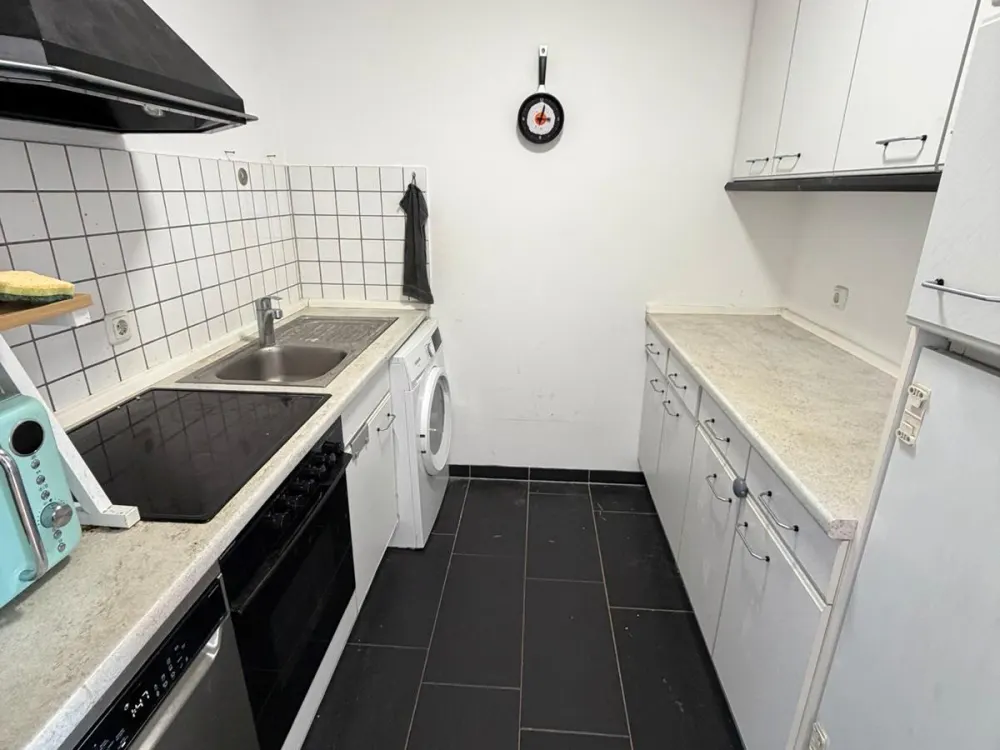 2-ZKB Wohnung zu vermieten in Sachsenhausen