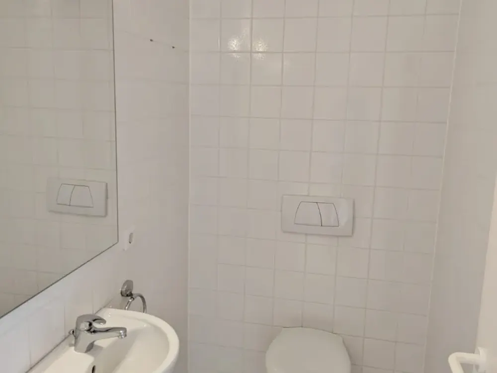 Nähe Vital Bad: Helle 3-Zimmer-Wohnung mit großem Südbalkon, Mietvertrag befristet für 3 Jahre