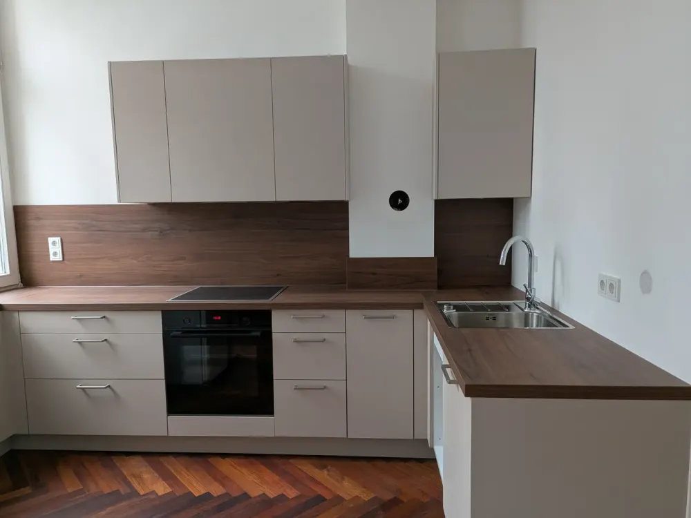 Wohnen mit Charakter: 3-Zimmer-Altbau in Steglitz