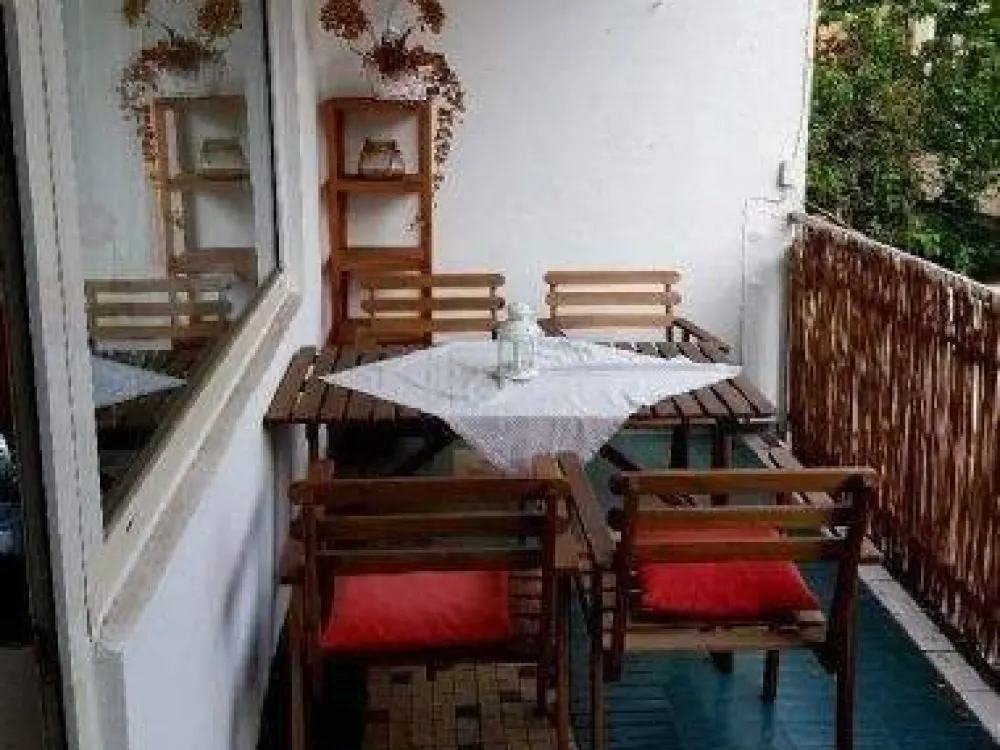 3 Zimmer Stadtmitte, mit Einbauküche und Süd-Balkon, Kaiserstraßenviertel
