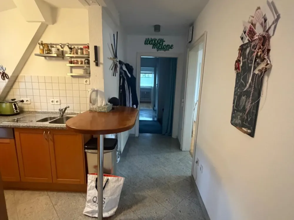 Schöne 4 Zimmer Maisonette-Wohnung mit Balkon u. Aussicht