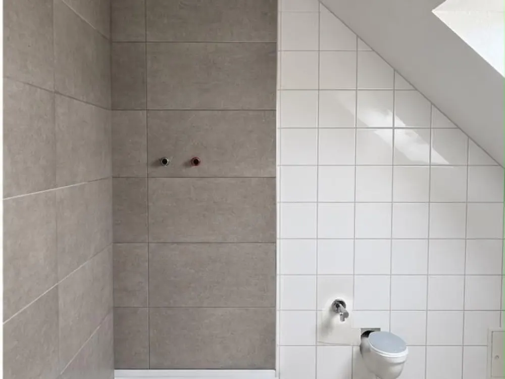 Gemütliche 1 Zimmer DG-Wohnung in sehr guter Lage